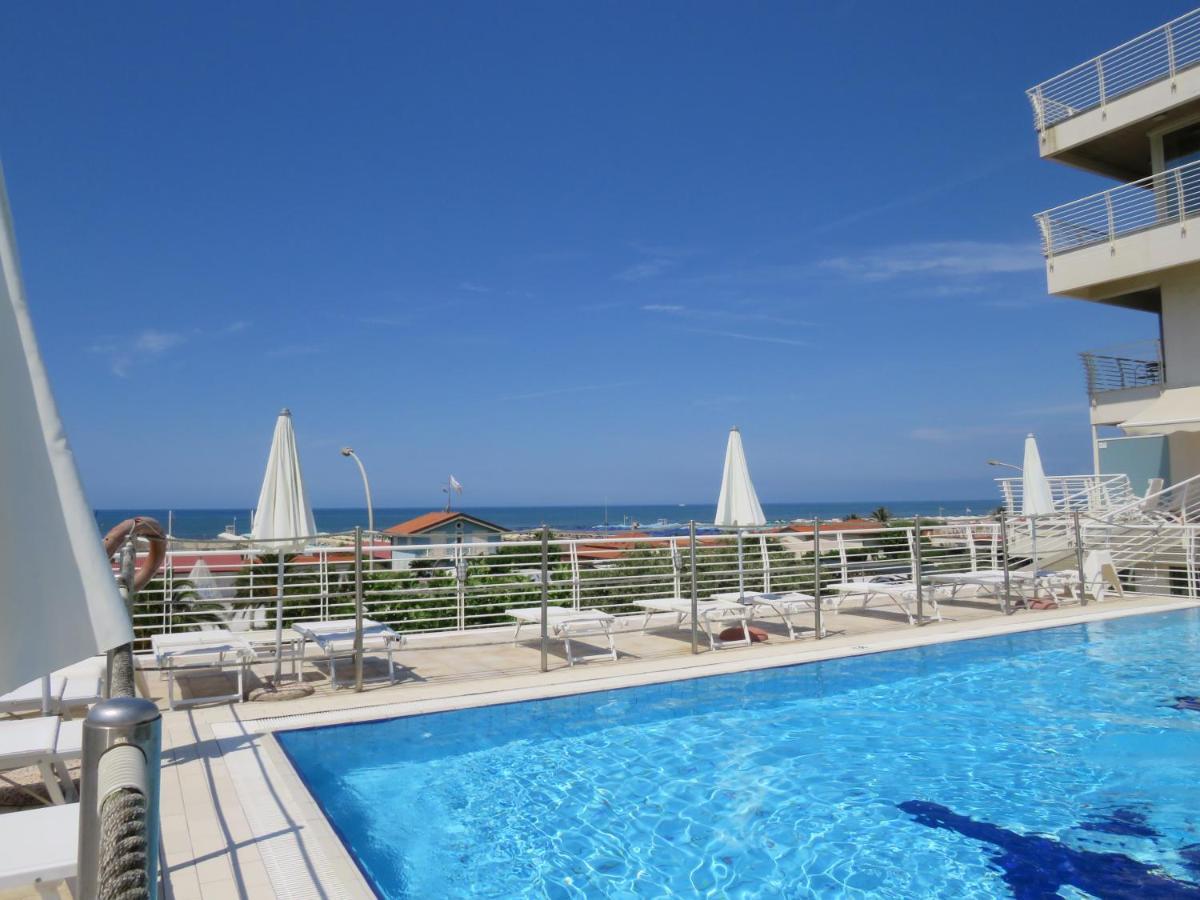 Hotel Joseph Marina di Pietrasanta Dış mekan fotoğraf